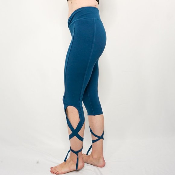 FP MOVEMENT Sapphire Turnout Wrap Tie Leggings - Picture 4 of 6